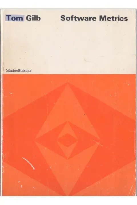 Book cover: Tom Gilb, Software Metrics, Studentlitteratur, with an orange diamond pattern.